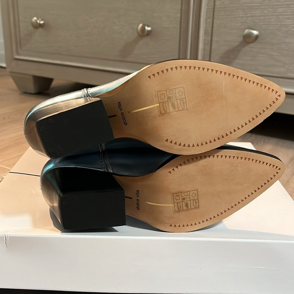 DOLCE VITA LANDED METALLIC COWBOY BOOTS - Picture 7 of 10